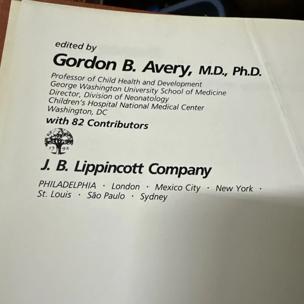 Averys Neonatology: Pathophysiology and Management of the Newborn‎ Third Edition